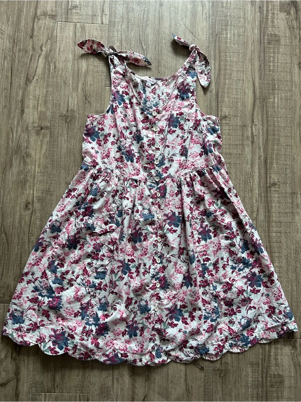 Cotton Floral Tie-Shoulder Sundress flower scalloped hem pockets small shop - Picture 9 of 9